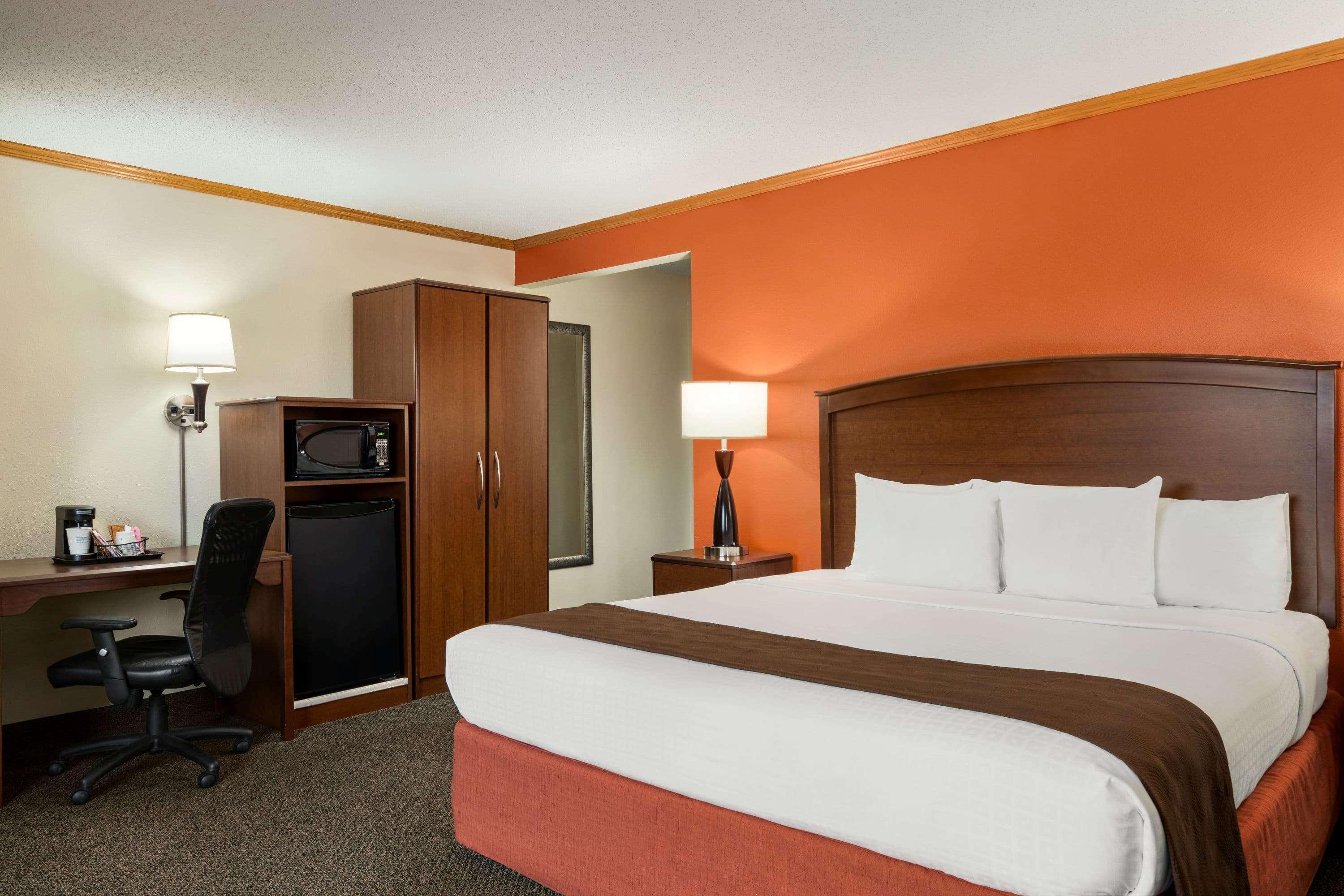 Americinn By Wyndham Virginia Kültér fotó